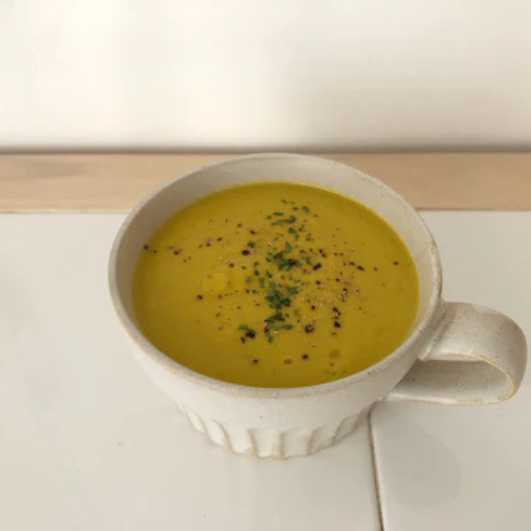 カボチャとアボカドの豆乳ポタージュ