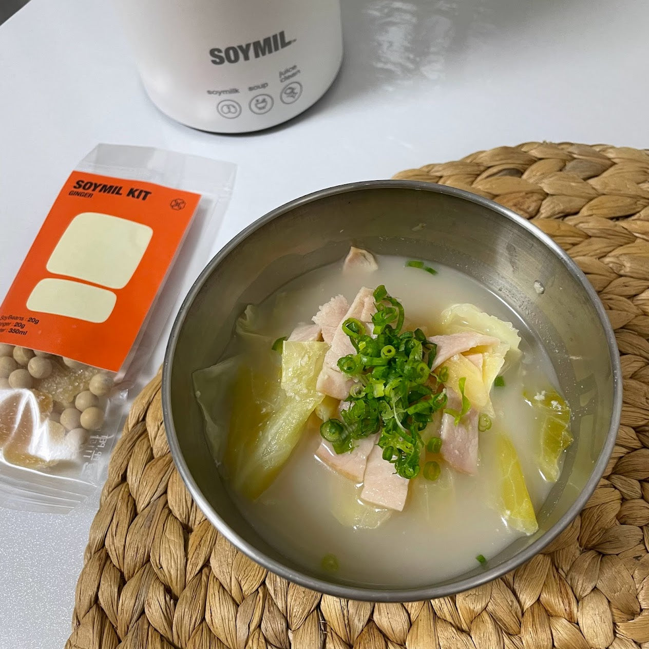 生姜香る豆乳スープ