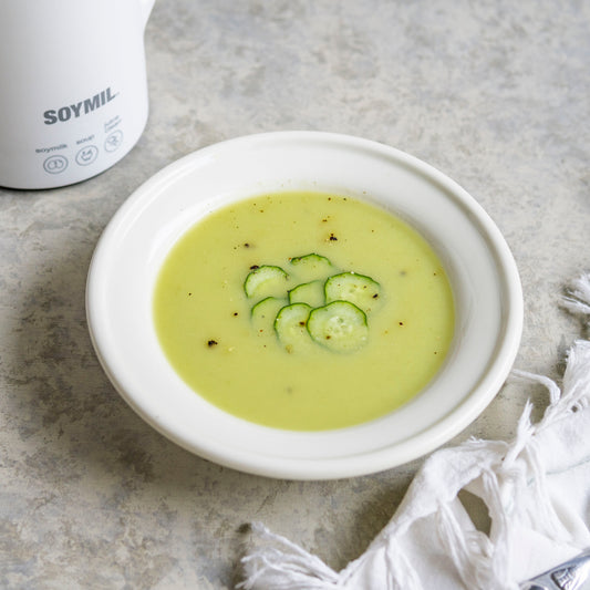 さっぱりきゅうりの冷製グリーンスープ